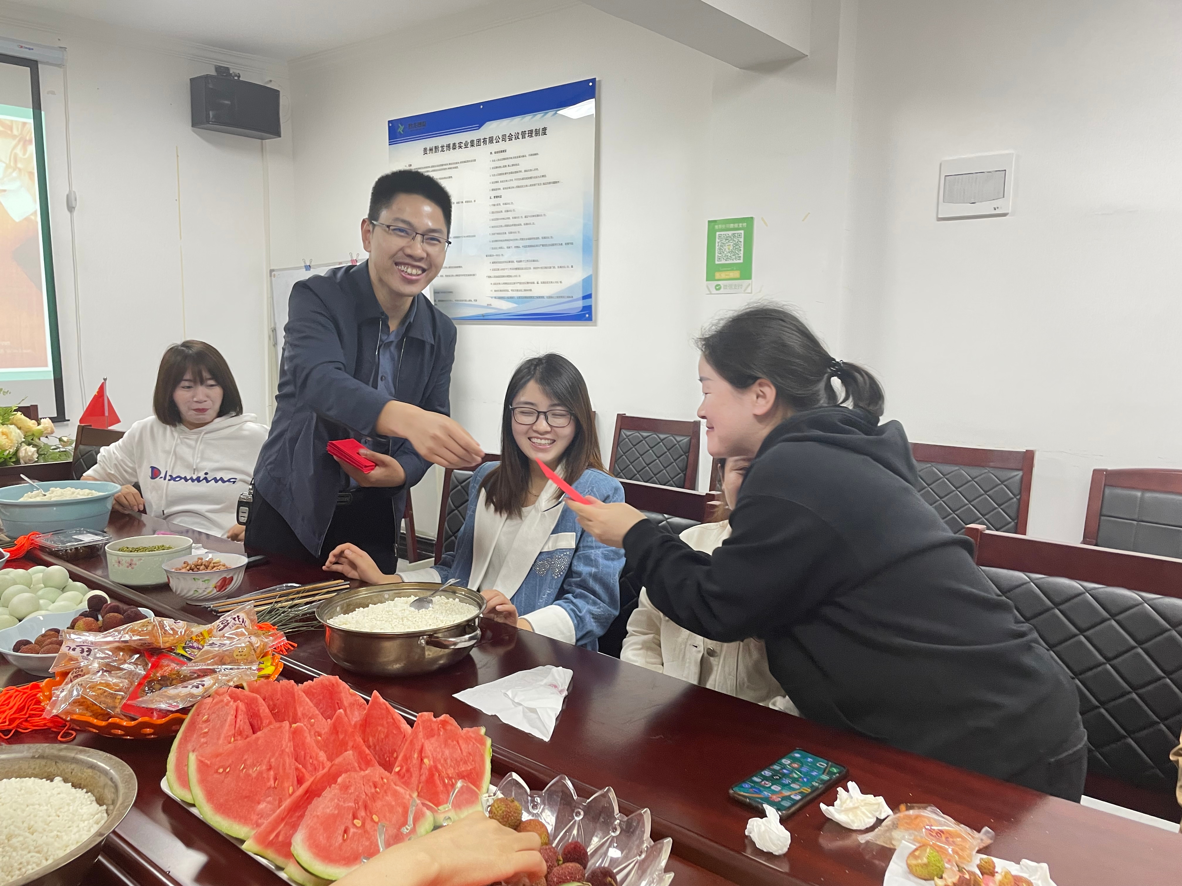 1654141315163290.jpg f01f6778d3eae6e4f11e4a57972be5f.jpg